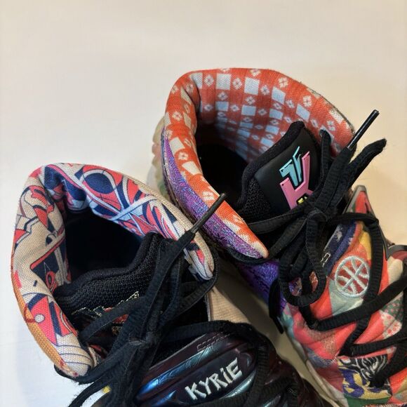 Nike Kybrid S2 What The Kyrie Pineapple House Spongebob CQ9323-900 Size‎ 8.5 main image 9